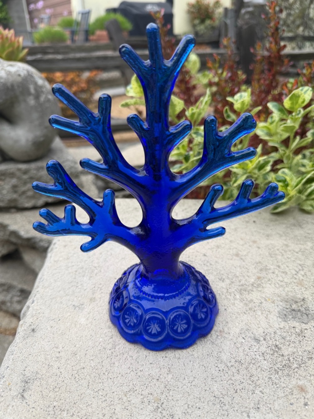 L.E. Smith Cobalt Blue Moon and Star Glass Jewelry Tree